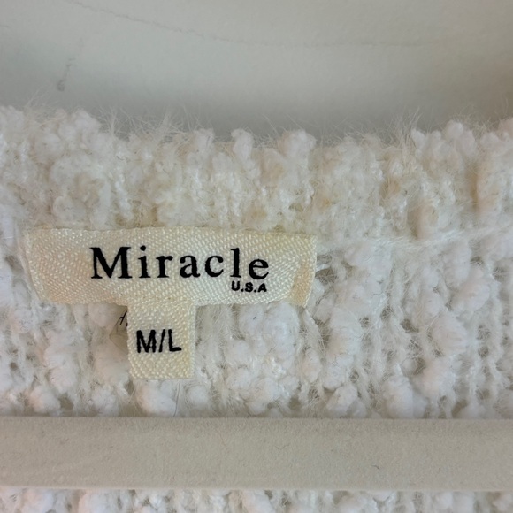 Miracle Sweater Off-White Cream Cropped Boucle Fuzzy Textured Knit M/L - Picture 2 of 7
